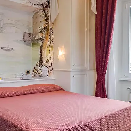 Al Viminale Hill & 3*