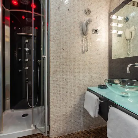 Al Viminale Hill & 3*